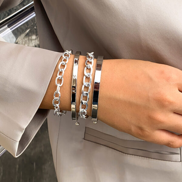 Buy Simple And Smooth C-shaped Hollow Chain Bracelet Set - High-Quality & Affordable - Image 2
