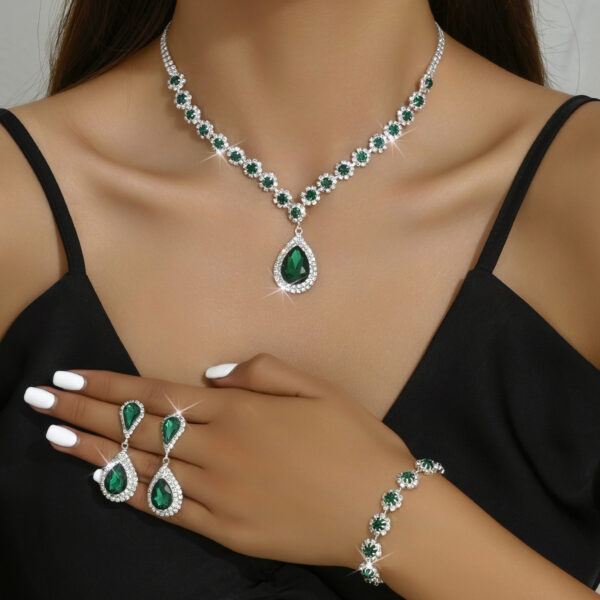 Buy Fashion Jewelry Bridal Jewelry Suit Necklace Ear Stud Bracelet Three-piece Set - High-Quality & Affordable - Image 4