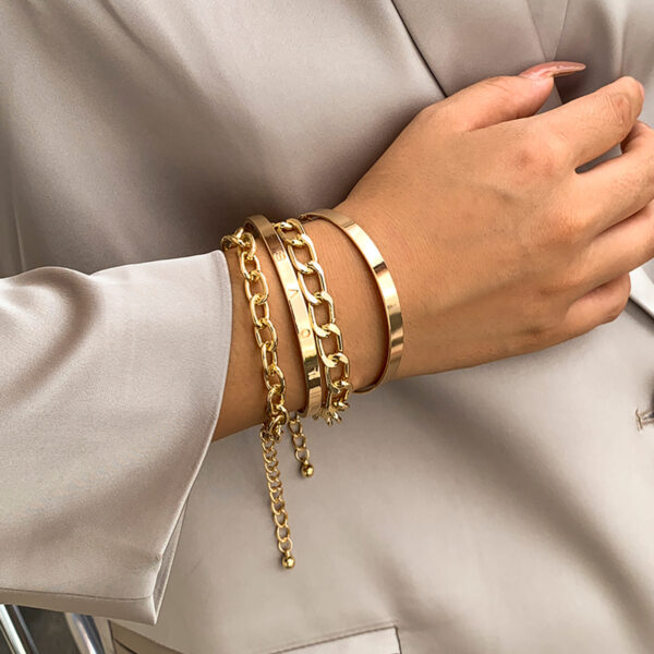 Buy Simple And Smooth C-shaped Hollow Chain Bracelet Set - High-Quality & Affordable